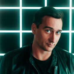 PAUL VAN DYK & FUENKA TAKE YOU ON A TRIP ON NEW RELEASE ‘ARTEFACT’, OUT THIS AUGUST VIA VANDIT!