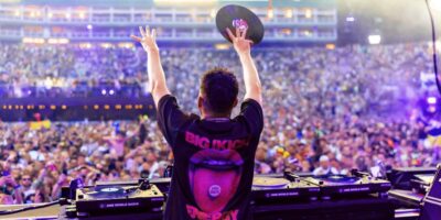 Dimitri Vegas revives the art of vinyl DJing with Tomorrowland  2025 set – available now on YouTube
